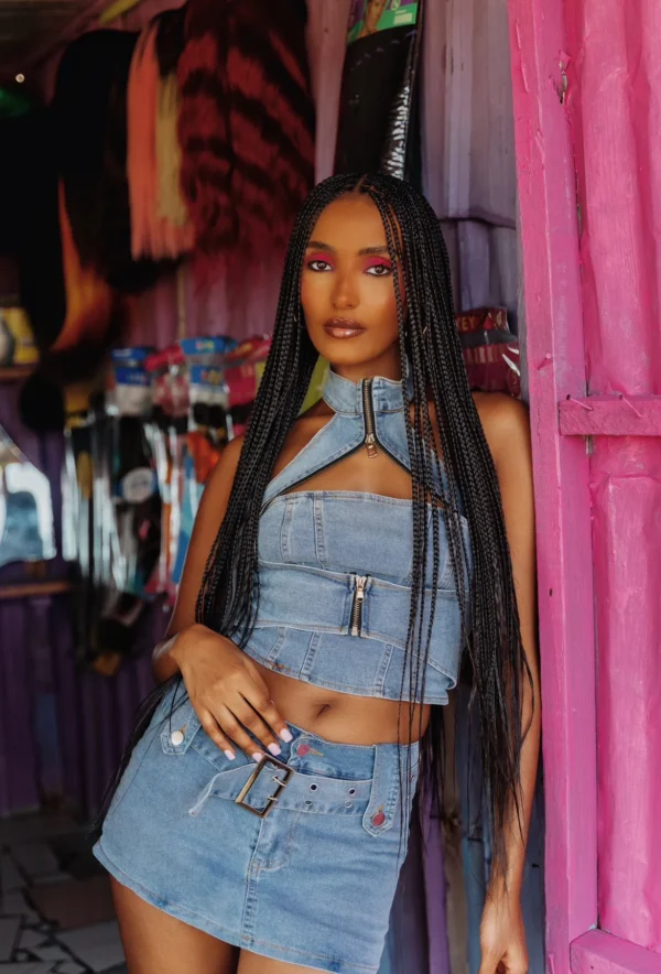 Black Bonestraight extensions